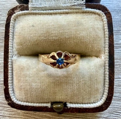 14k Solid Yellow Gold Sapphire Ring, Size 3 - Image 1 of 4