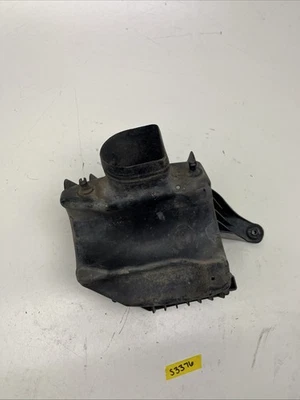 Caja limpiadora de filtro de admisión de aire Dodge Dart 13 14 15 16 parte inferior OEM Foto 1 de 4