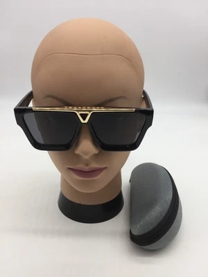 Louis Vuitton Black Frame Trendy Sunglasses 60-15-134 Grey Lens - Image 1 of 4