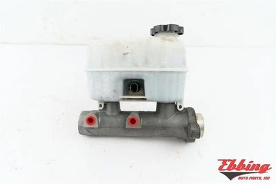 Conjunto de cilindro maestro de freno para Chevrolet Suburban 2500 704159 2003-2006 Foto 1 de 4