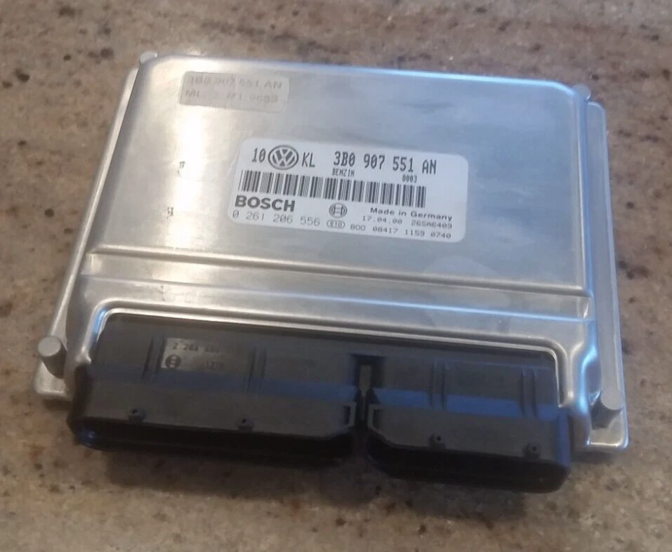 Volkswagen Passat 2001 - automático - ECM ECU - # 3B0 907 551 AN Foto 1 de 1