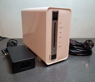 NAS QNAP TS-212P 2x 2TB WD RED HDD LAN 1Gb  Pronto all'uso - Immagine 1 di 4