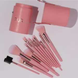 PUR The Complexion Authority Signature Travel Essential Set 12 pezzi - Foto 1 di 10
