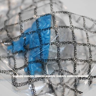 Toy2R x Emilio Garcia/lapolab 2" Mini Jumping Brain Cian Transparente GID Persecución Tiburones Foto 1 de 4