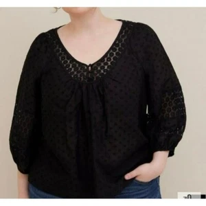 Torrid Clip Cotton Crochet Detail Top size 3 pre owned in very good condition - Bild 1 von 12