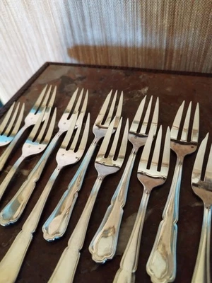 11 Fourchettes à Dessert Prises Violonnées Orfèvrerie Dixi Métal Argenté - Photo 1/4