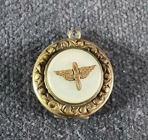 WWII US Army Air Corps Sweetheart Pilot Wings MOP Locket Pendant Vintage  - Picture 1 of 5