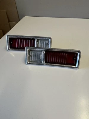 (2) Chevrolet Nova Chevy 1968-72 2 conjuntos de luces traseras Foto 1 de 4