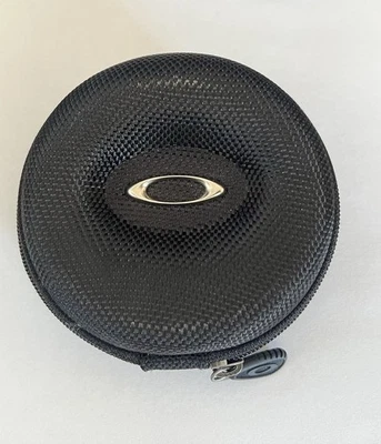 Estuche de reloj de viaje Oakley suave con cremallera bonita rara Foto 1 de 4