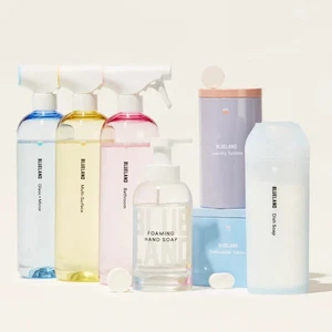 Blueland The Clean Suite V5: Seife, Wasch- & Spülmittel, 3 Sprühstöße - Bild 1 von 4