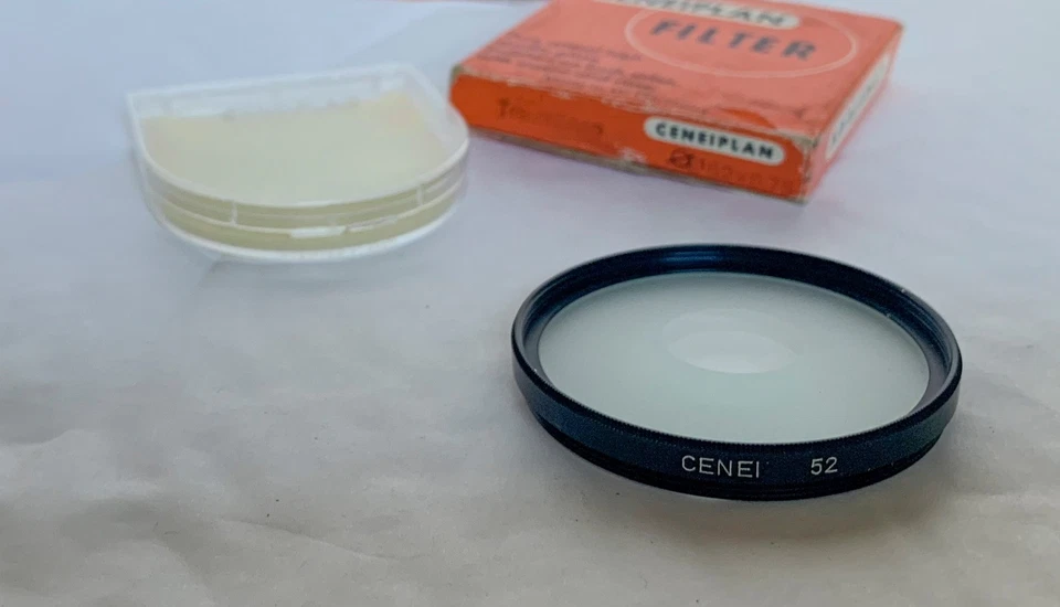 Ceneiplan Vintage 52mm Soft Spot Filter - Image 1 of 1