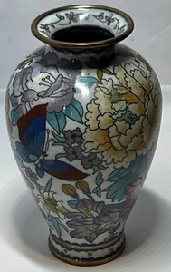 Cloisonne Enamel Chinese Vase Floral 6-1/4”T x 3-1/2”W Excellent Used Condition - Picture 1 of 8