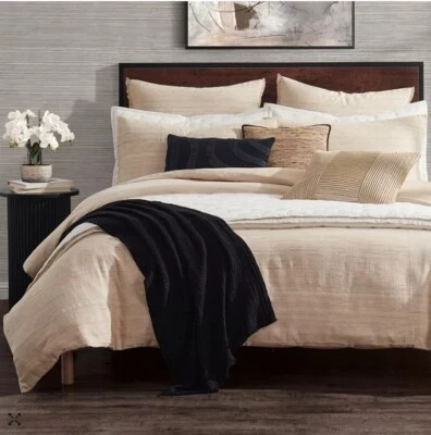 Donna Karan Elements King duvet Cover Natural Silk Blend $625 - Image 1 of 4