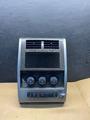 Jeep Liberty 2008 a 2012 tablero control de temperatura climático radio bisel M1764 DG Foto 1 de 4