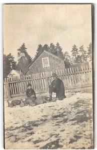 RPPC Cazador e Hijo con 3 Ciervos CAZA 1910 Antigua Foto Real Postal De Colección - Imagen 1 de 2