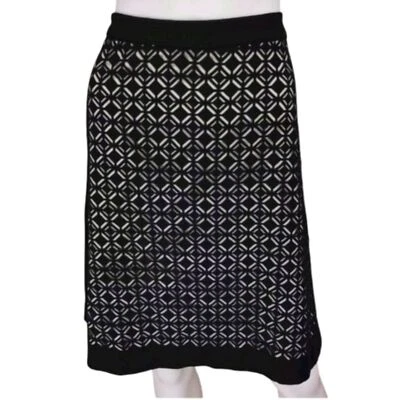 Falda Casa Blanca Mercado Negro Geométrica Negra Crema Whismygoth Goth Talla 6 Foto 1 de 4