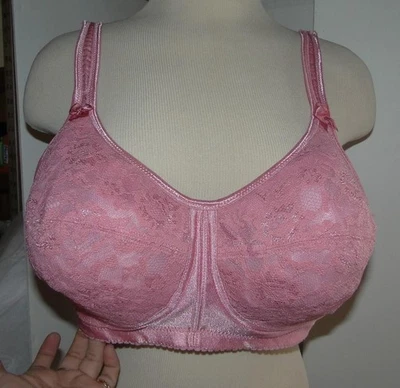 Sujetador 46B Comfort Choice FÁCIL POTENCIADOR ROSA ROSA Encaje Sin Alambres con Arcos GANCHO TRASERO Foto 1 de 4