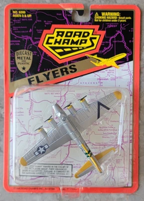 Road Champs Flyers 1996 Diecast Segunda Guerra Mundial Bombardero B-17 Flying Fortress Fuddy Duddy Nuevo en Paquete Foto 1 de 4