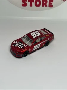 2018 NASCAR Authentics Liquid Color #95 Kasey Kahne Dumont Jets 1/64 Diecast - Picture 1 of 13