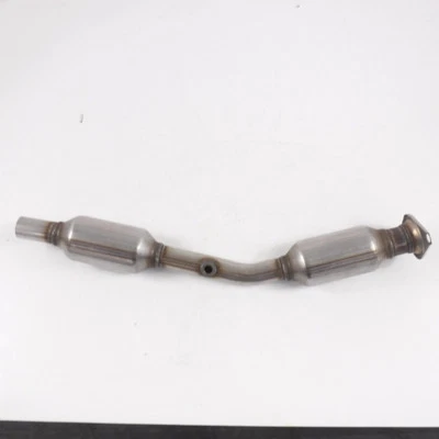 Convertidor catalítico 53717 para Toyota Corolla CE 2003-2008 Foto 1 de 3