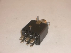 CONECTOR DE ALIMENTACIÓN CINCH JONES HERMOSO MOLEX P-306-CCT 38331-5606 ENCHUFE 6 PINES - Imagen 1 de 2