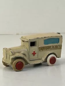 Savoye Slush Cast Metal 1930's Ambulance with Man Holding On, Original - Picture 1 of 15