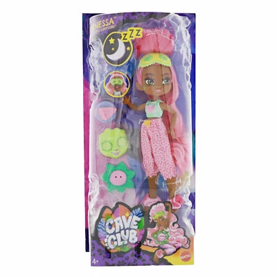 MATTEL GAMES Cave Club Fernessa Puppe Pyjamapartyspaß pinke Haare und Zubehör GTH03