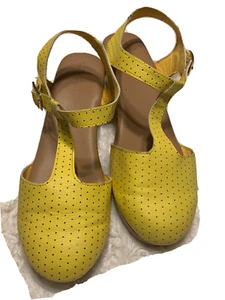 Old Navy Yellow Polka-Dot Girl Dress/Casual Shoes with Wedge Heel - Picture 1 of 9