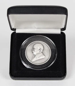 Fondatore ANA Dr. George F. Heath medaglia d'argento fine 33,1 grammi .999 con custodia - Foto 1 di 4