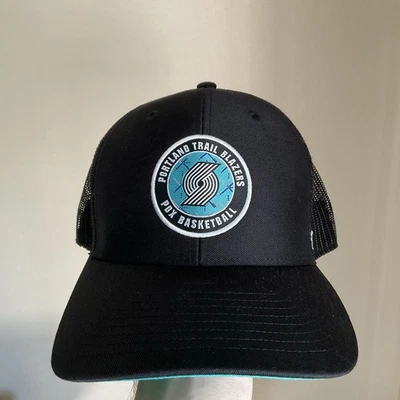 Portland Trail Blazers PDX Alfombra Edición Ciudad 47 Marca MVP Camionero SnapBack Sombrero Foto 1 de 4