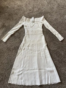 Bebe Tatiana Off Shoulder Dress Size S White $149 Retail Price NWT - Picture 1 of 5