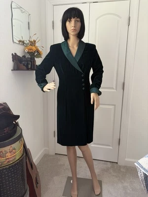 Vintage Lanz Green Velvet Long Sleeve Party Cocktail Dress Sm - Image 1 of 4