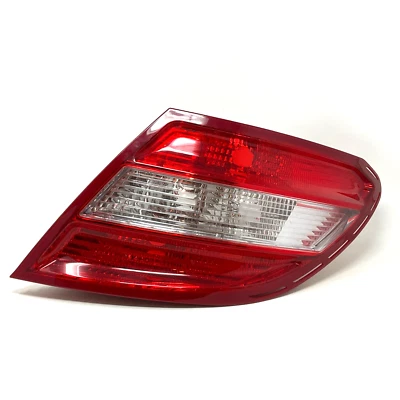 Luz trasera derecha mercedes-benz 2008-11 c300 c350 - parte 11-11747-00 fabricante de equipos originales Foto 1 de 4