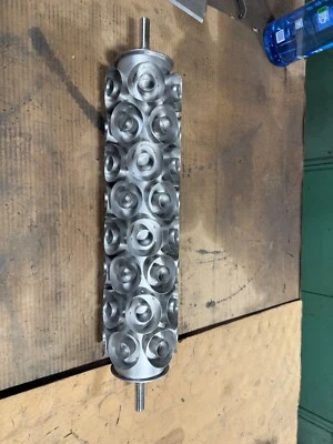 Cortador de rosquillas de anillo redondo marca redondo número de serie 122651T03 © 70 × 30 Foto 1 de 3