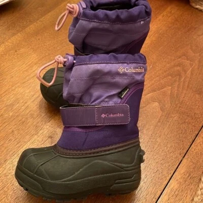 Botas Columbia Girls Powderbug Invierno/Nieve Talla 8 Usadas en Excelente Condición Foto 1 de 4