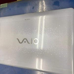 Sony Vaio VPCEB49FJ Core i5-M480 2.67GH HDD 250GB RAM 8GB 15.5 Inch Win 11 - Picture 1 of 8