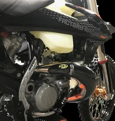 Tubo de escape de fibra de carbono P3 con cobertura máxima para FMF Husqvarna TE250i 20-23 Foto 1 de 4
