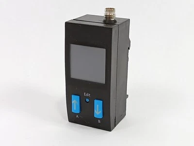 Festo 192766 SDE1-D10-G2-H18-L-P2-M8 Pressure Sensor - Image 1 of 4