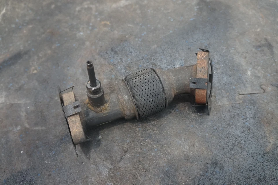 Tubo tubo turbocompresor colector de escape 6,7 L diésel Ford F250 Super Duty 2019 Foto 1 de 3