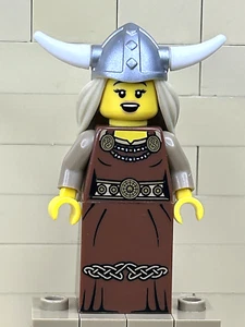 Lego VIKING WOMAN Series 7 Collectible Minifigure 8831 col109 CMF Kingdom Castle - Picture 1 of 4