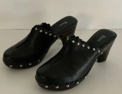 Zapatos de vestir bajos sin cordones de cuero con tachuelas con tacón de 3,25" talla 7 1/2 medianos para mujer Foto 1 de 4