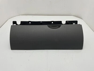 2017-2019 Nissan Frontier Gray Upper Glove Box 5NEX64161A Foto 1 de 4