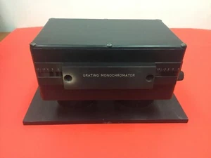 Hi-Tech Scientific Limited - Serie #20/92 - Gittermonochromator - Bild 1 von 11