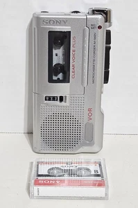 Sony Microcassette-Corder M-560V VOR Silver Handheld Voice Plus Recorder TESTED! - Picture 1 of 10