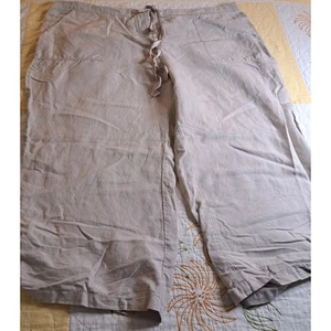 Women's New York and Company Tan Capris Size XL - Picture 1 of 7