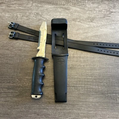 Cuchillo de buceo Dacor vintage punta roma y funda  Foto 1 de 4