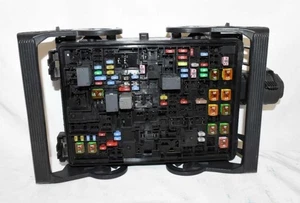 23418066  Integrated Power Distribution Fusebox Module  Fits 15-19 ESCALADE C14 - Picture 1 of 8