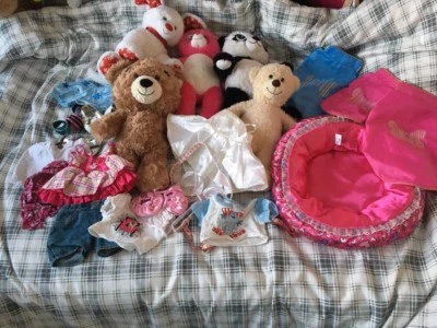 Build A Bear Kleidung Hundekorb Bären Hund Katze AUS ENGLAND UK Paket  - Bild 1 von 4