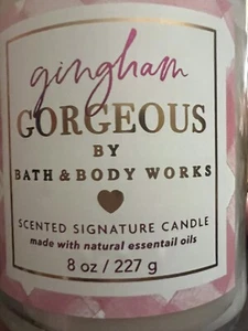 NEW! BATH & BODY WORKS (GINGHAM GORGEOUS) 1 WICK CANDLE LE 💝 - Picture 1 of 3