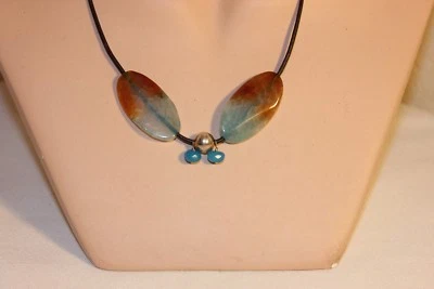 Hermoso collar de jade ágata óxido verde azulado, plata de ley y cuero, EE. UU., envío gratuito Foto 1 de 4